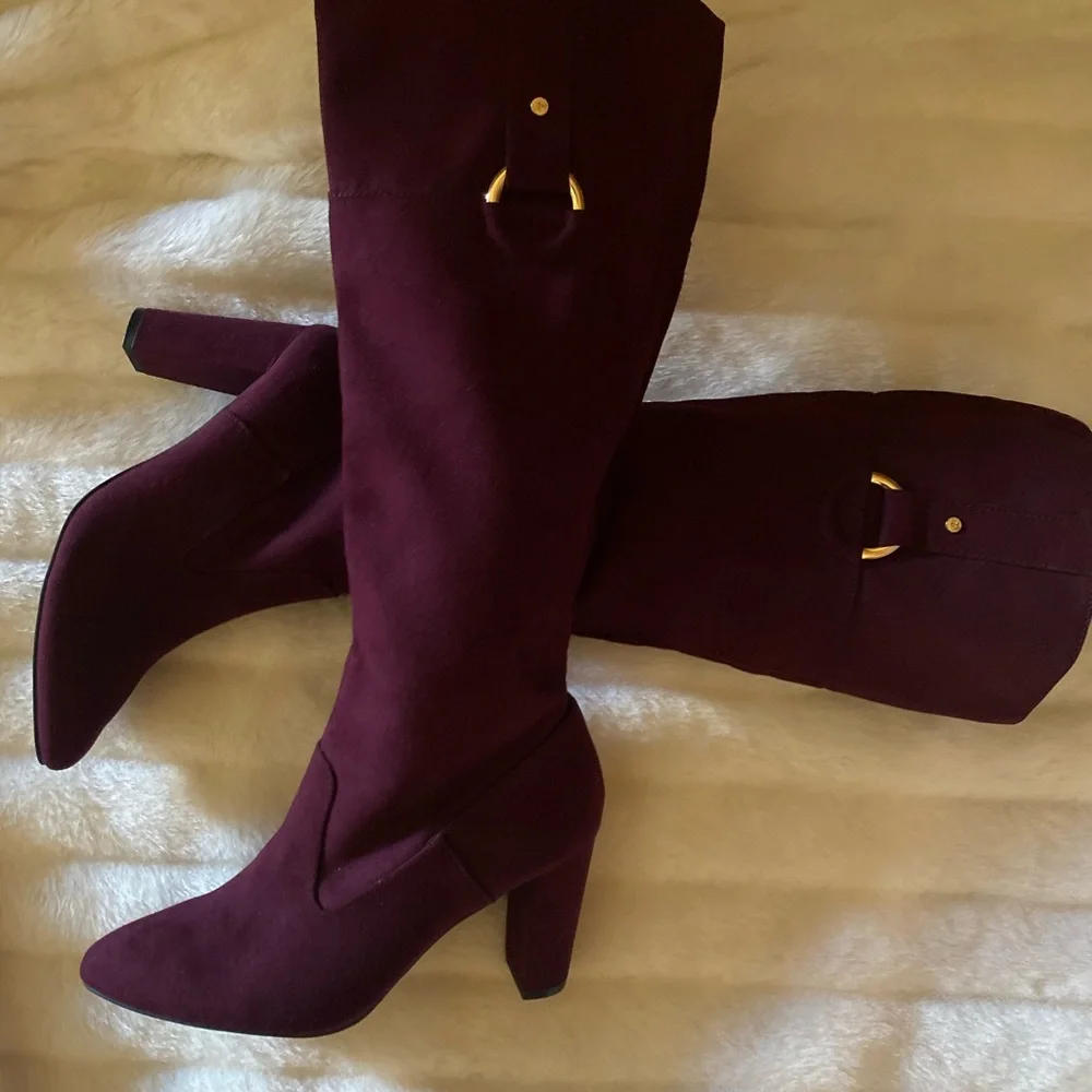New Jones New York signature knee high dark purple boots . - Picture 1 of 3